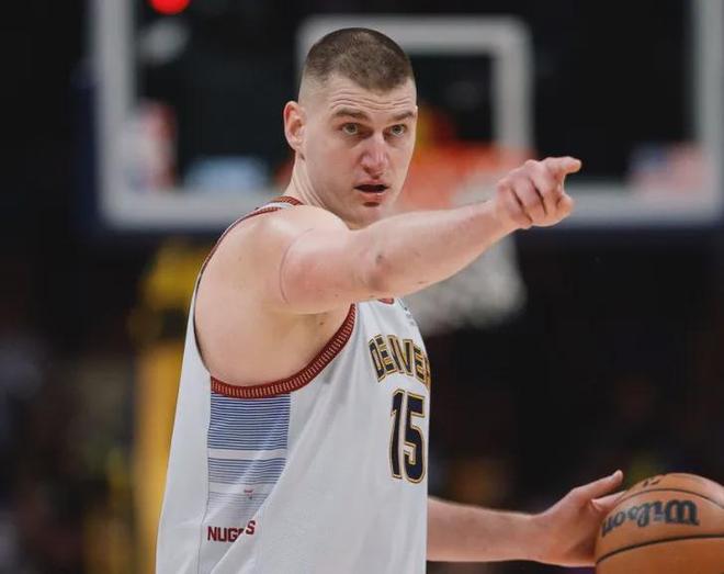 美媒建议灰熊追布朗组新三巨！模拟3方交易：绿凯获4将3选秀权