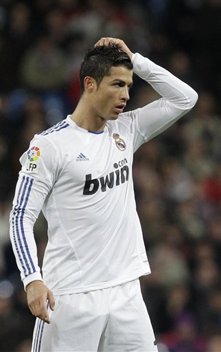 在城市中心，攒出一个露天滑雪场.